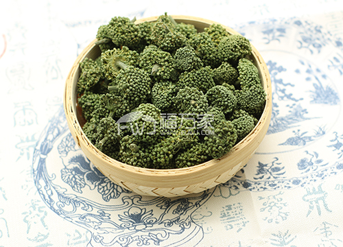 喝三七花茶缓解耳鸣的症状